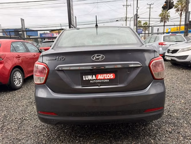 HYUNDAI GRAND I10 2017