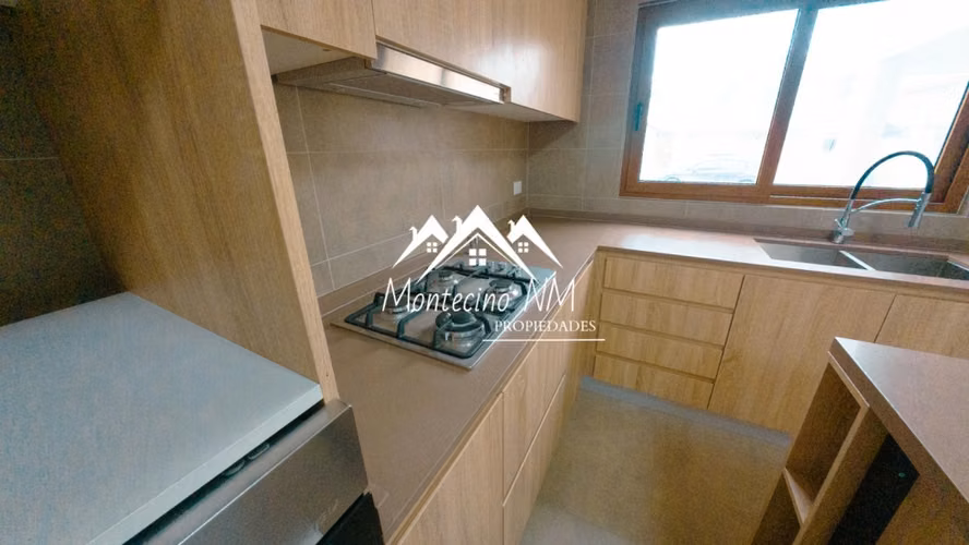 VENDE ACOGEDORA CASA EN CONDOMINIO – SECTOR QUILAM