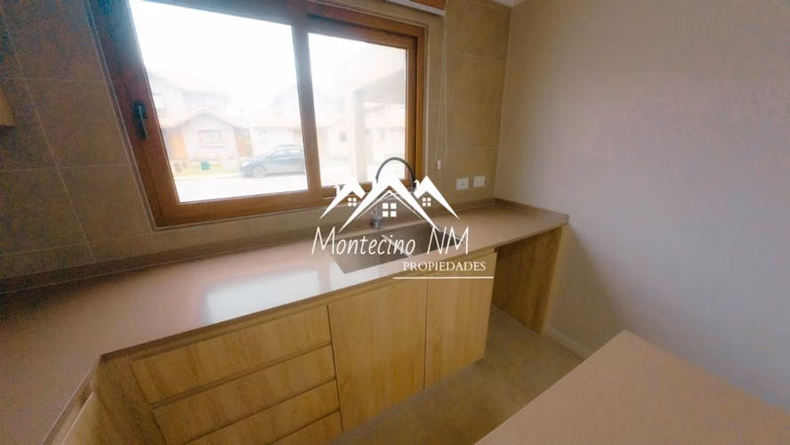VENDE ACOGEDORA CASA EN CONDOMINIO – SECTOR QUILAM