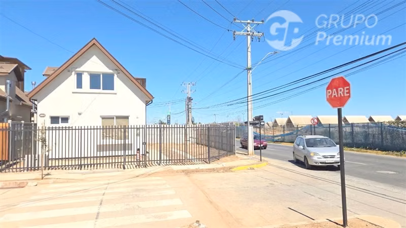 Casa en arriendo 4D/2B TALCA ORIENTE cercana ucm