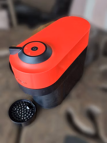 Cafetera Nespresso Vertuo Pop Roja - Casi Nueva