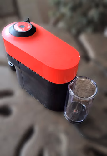 Cafetera Nespresso Vertuo Pop Roja - Casi Nueva