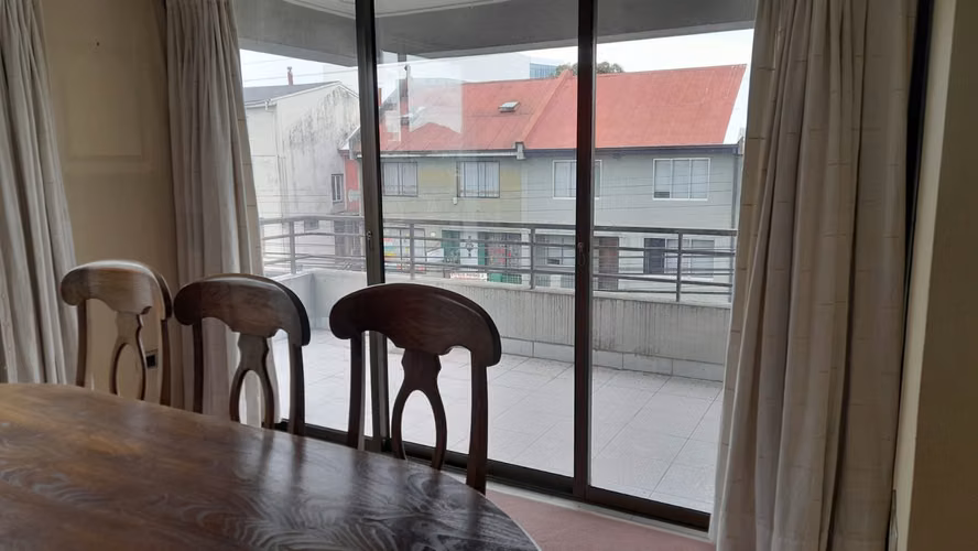 Vendo Amplio Departamento en el Centro de Valdivia - Imagen 7