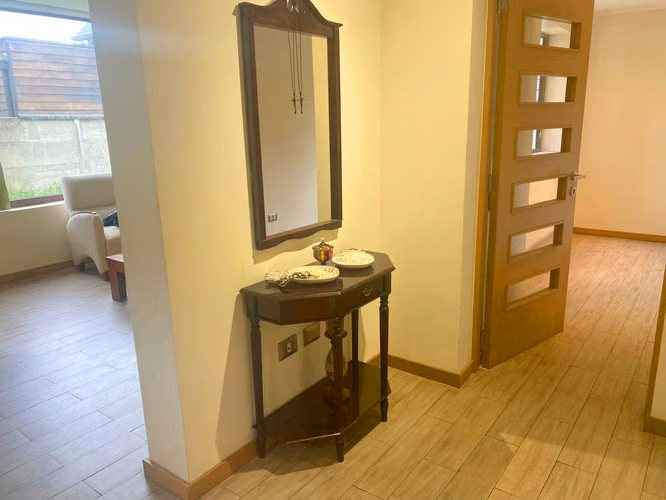 Se vende amplia casa en Isla teja