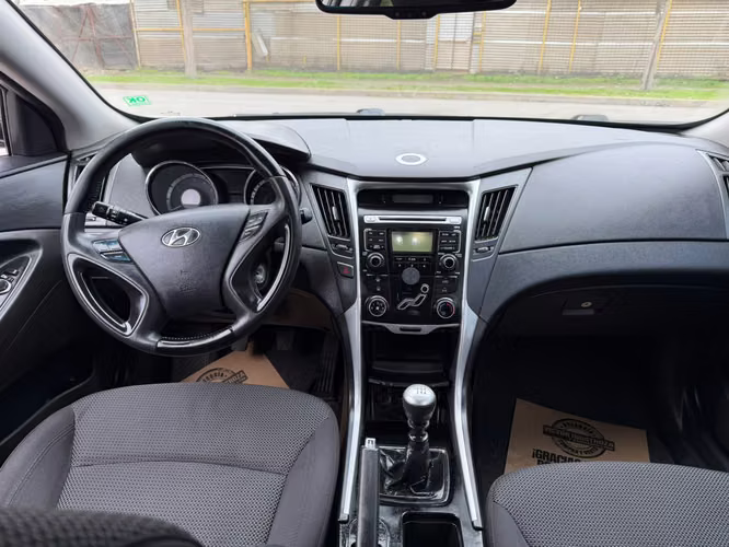 Hyundai Sonata 2012
