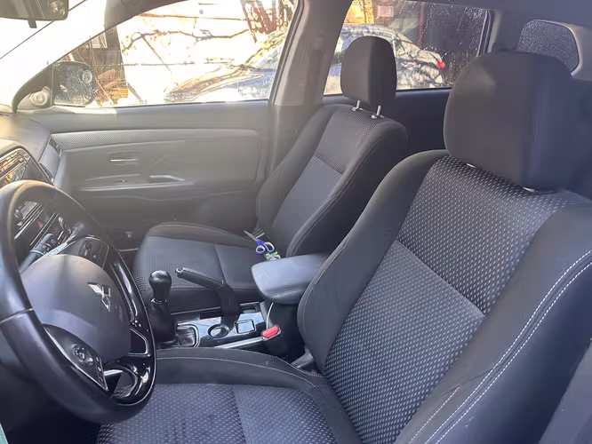 Mitsubishi Outlander 2.0 MT 2017