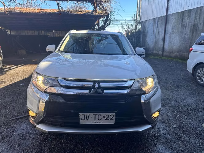 Mitsubishi Outlander 2.0 MT 2017