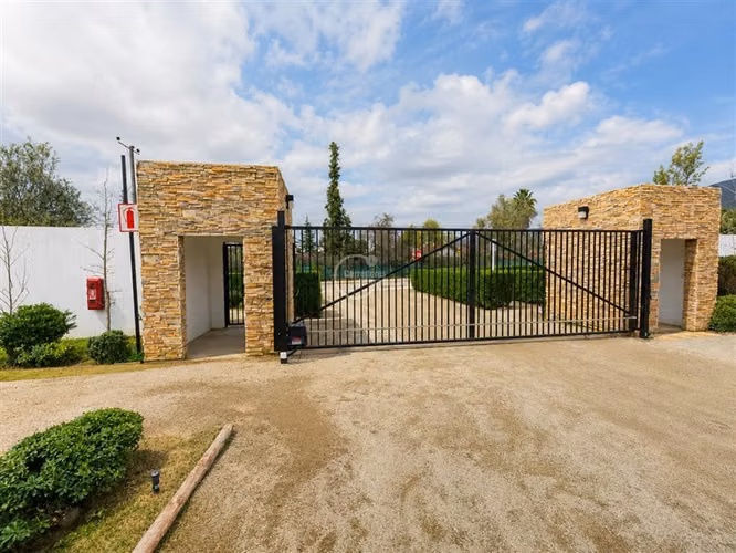 Atractivo sitio Condominio 578 m2 muy cerca Plaza Olmue ED