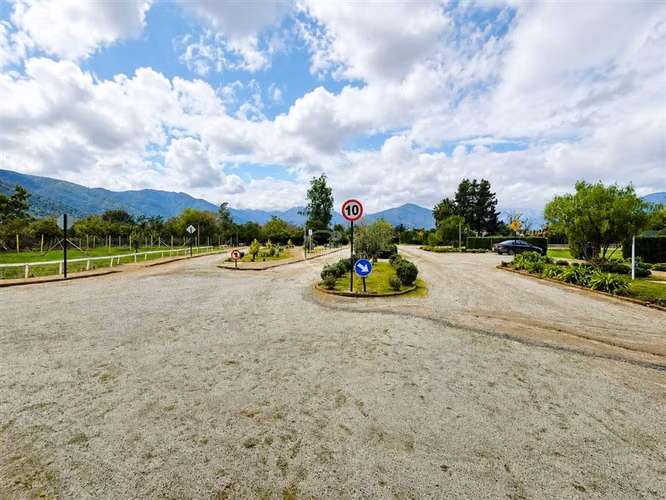 Atractivo sitio Condominio 578 m2 muy cerca Plaza Olmue ED
