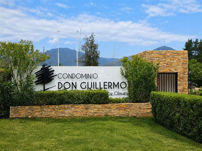 Atractivo sitio Condominio 578 m2 muy cerca Plaza Olmue ED