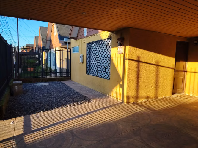Arriendo Preciosa Casa cerca Universidad Católica e Inacap