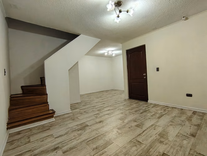 Arriendo Preciosa Casa cerca Universidad Católica e Inacap