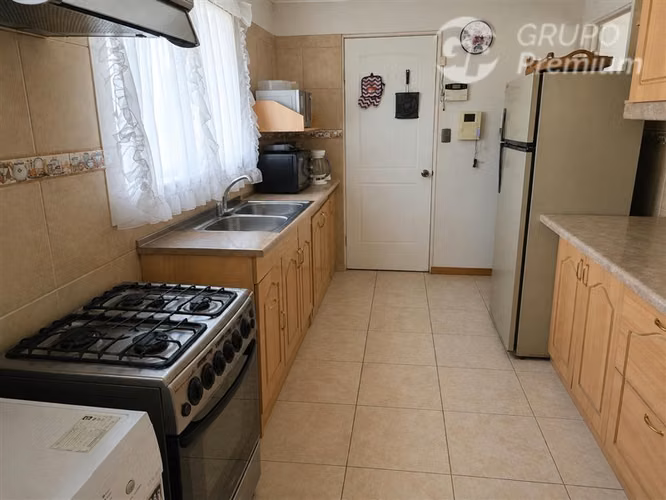 Gran Parcela Terreno 5.521 con 2 Casas 7D+4B 217mt útiles - Imagen 4