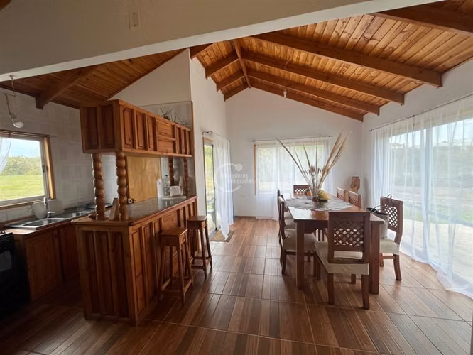 Casa en venta de 5 dorm. en San Antonio