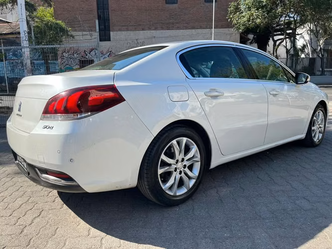 PEUGEOT 508 ALLURE 2.0 HDI AT - 2015 | 4264 - Imagen 6