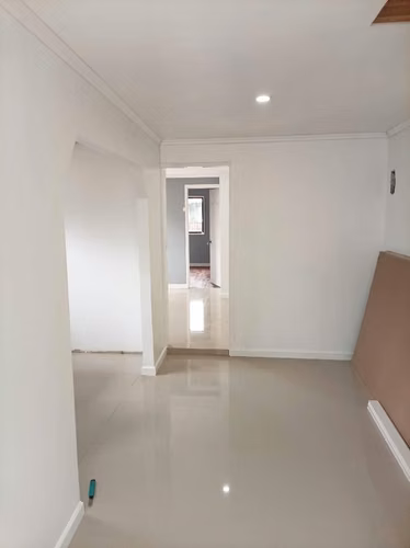 Casa semi nueva
