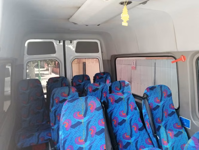 sprinter 2014  modelo 415 de 15+1 pas - Imagen 5