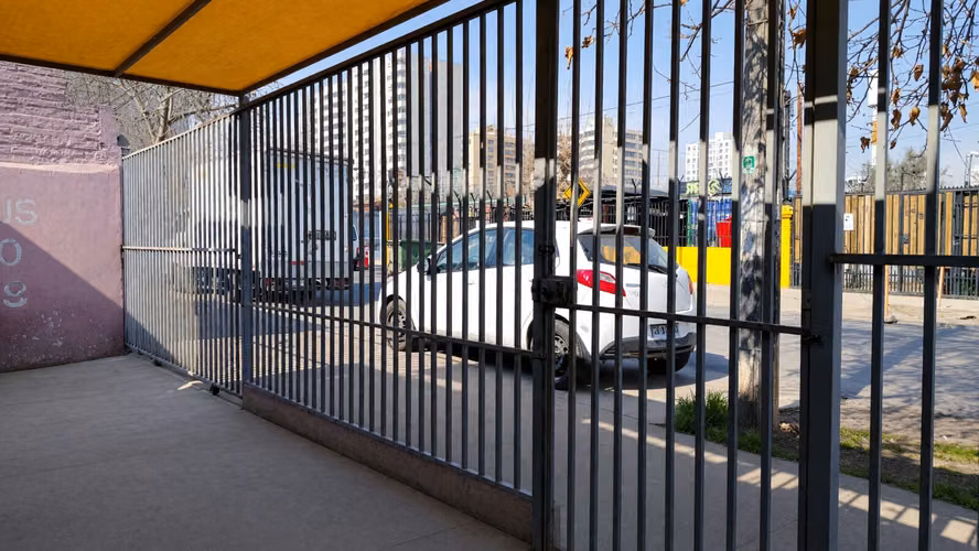 Bodega industrial 500 m² en terreno cerrado - Metro Ciudad del Niño