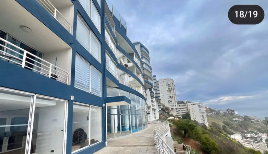 ARRIENDO AÑO CORRIDO VISTA PANORAMICA AL MAR 2D 2B