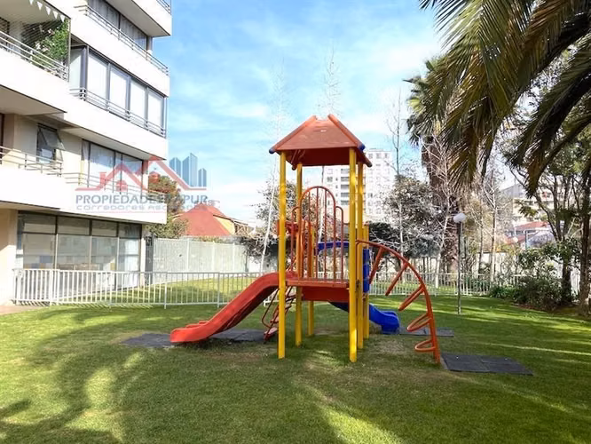 Departamento en arriendo de 3 dorm. 2Est y Bd en Ñuñoa