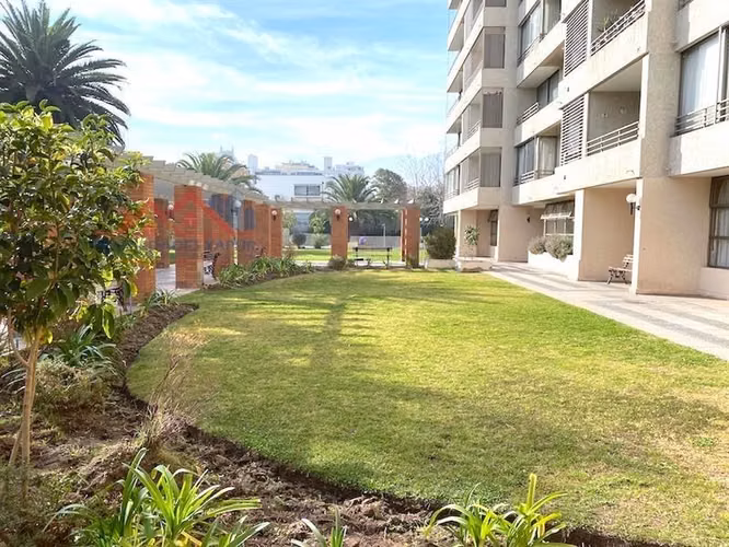 Departamento en arriendo de 3 dorm. 2Est y Bd en Ñuñoa