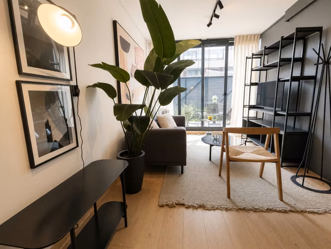 Departamento nuevo 1D/1B con jardín privado