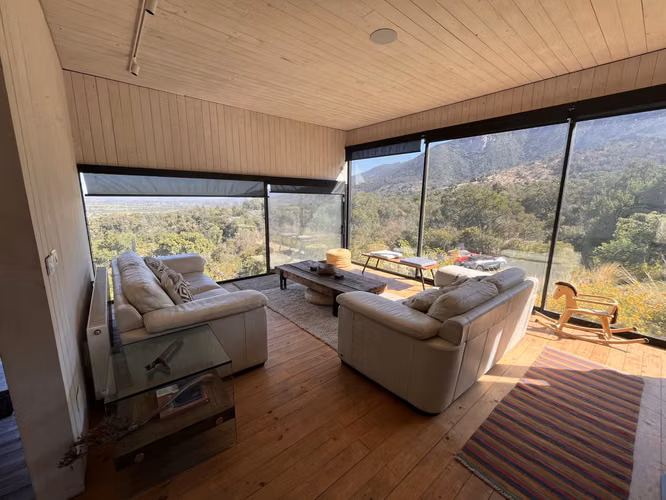 Espectacular Casa 6 dormitorios en Parcela 5.060 m2, Altos de Olmué