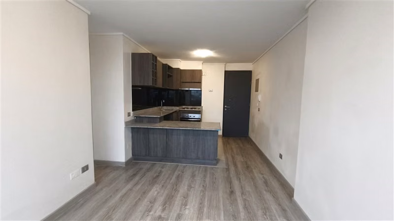 Departamento en venta de 2 dorm. en metro carlos valdovinos