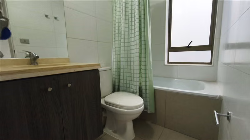 Departamento en venta de 2 dorm. en metro carlos valdovinos
