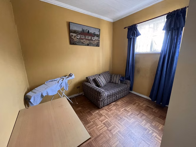 Casa 371 m2 útiles, 5 dormitorios, Agua Santa