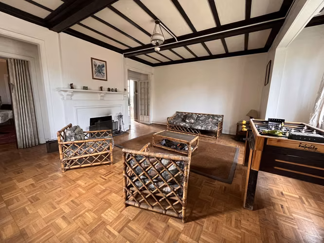 Casa 371 m2 útiles, 5 dormitorios, Agua Santa