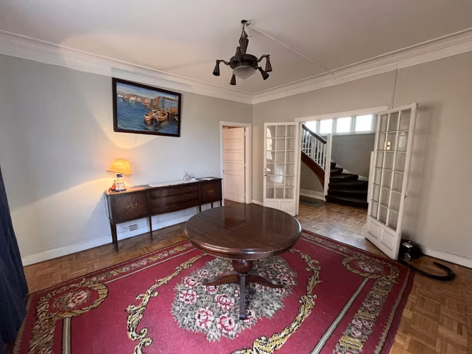 Casa 371 m2 útiles, 5 dormitorios, Agua Santa
