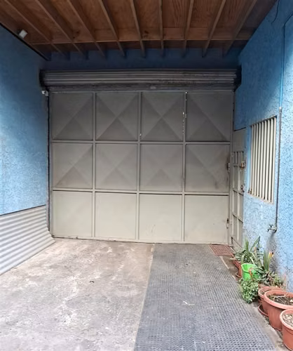 EN VENTA BODEGA COMERCIAL 580 M2 P.AGUIRRE CERDA.