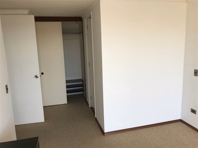 Departamento arriendo 2 dormitorios Barrio Inglés Valparaíso