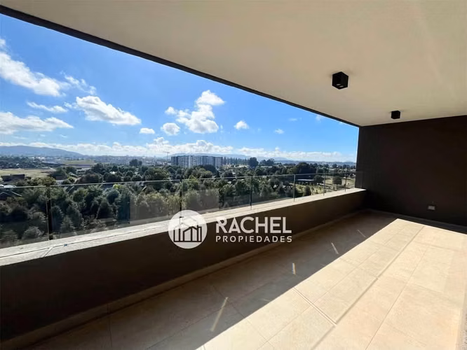 SE ARRIENDA INCREIBLE PENTHOUSE EN EXCLUSIVO EDIFICIO PONTEVEDRA-Sector Portal de la Frontera
