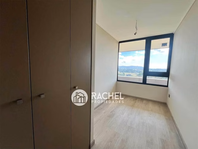SE ARRIENDA INCREIBLE PENTHOUSE EN EXCLUSIVO EDIFICIO PONTEVEDRA-Sector Portal de la Frontera