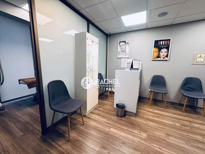 EN ARRIENDO BOX DE ATENCIÓN MÉDICA, ESTÉTICA O PROFESIONAL EDIFICIO UNO K - TEMUCO