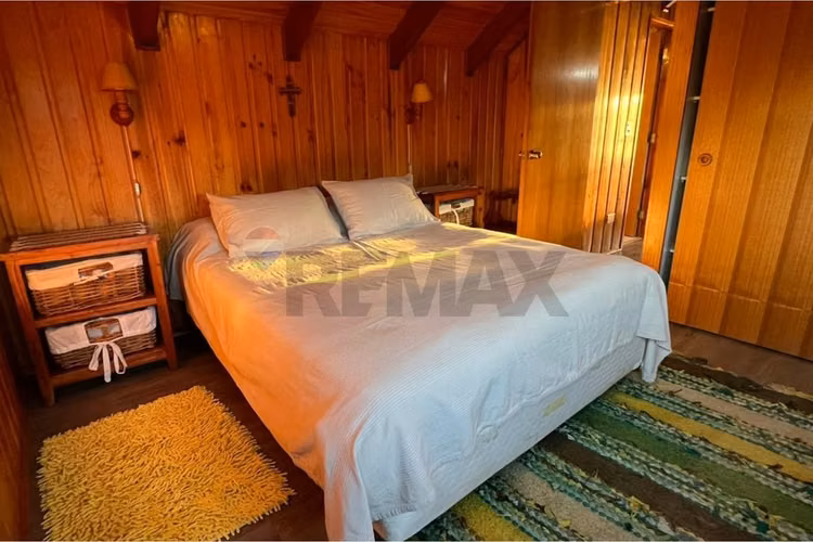 Arriendo diario casa a orillas del lago