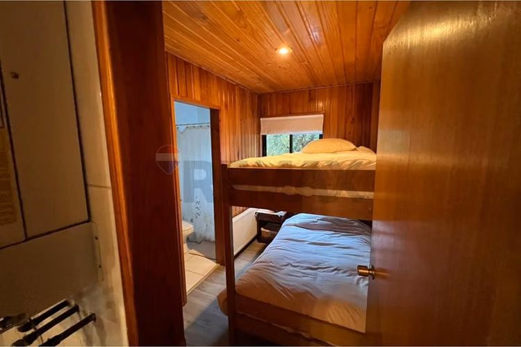 Arriendo diario casa a orillas del lago