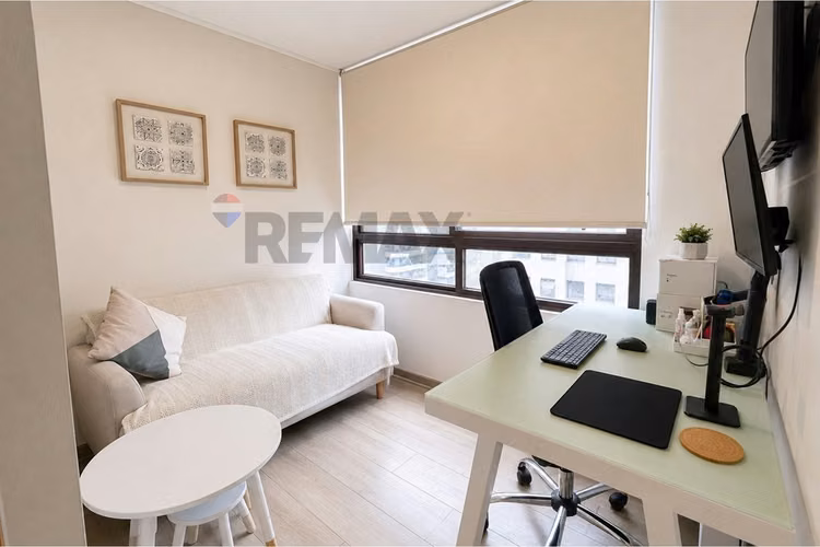 Amplio y moderno departamento en las condes