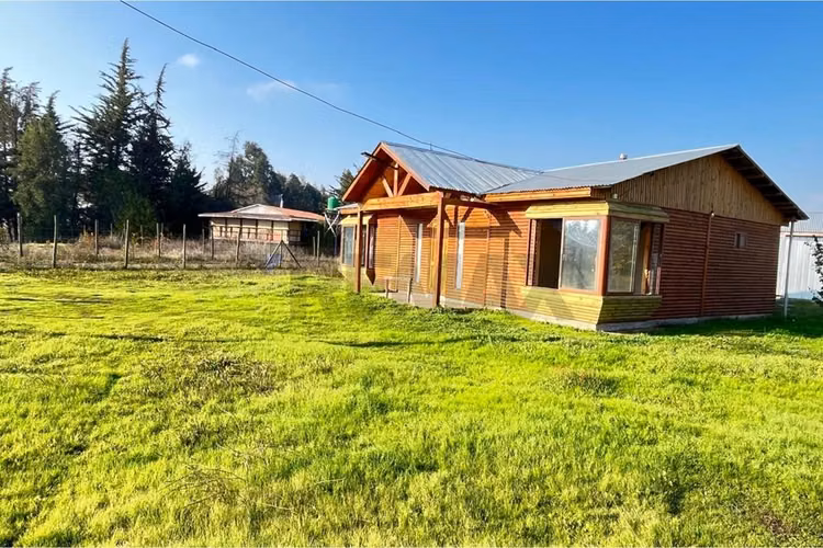 Se vende parcela 5000 m2 a 5 minutos pelarco
