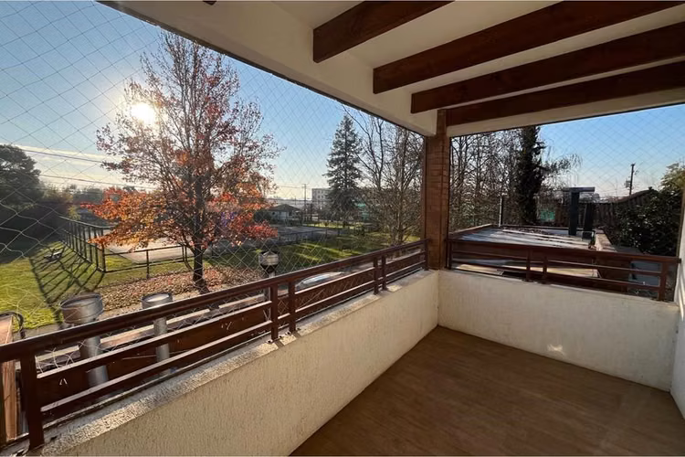 Se vende casa en jardin esmeralda las rastras