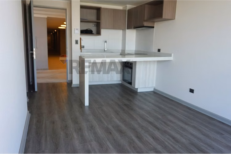 Arriendo depto. a 2 cuadras metro valdovinos