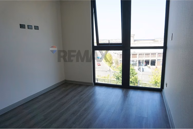 Arriendo depto. a 2 cuadras metro valdovinos