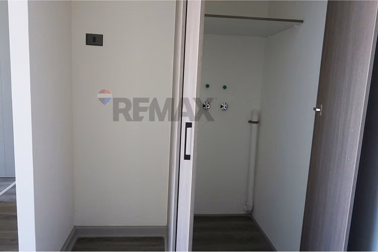 Arriendo depto. a 2 cuadras metro valdovinos