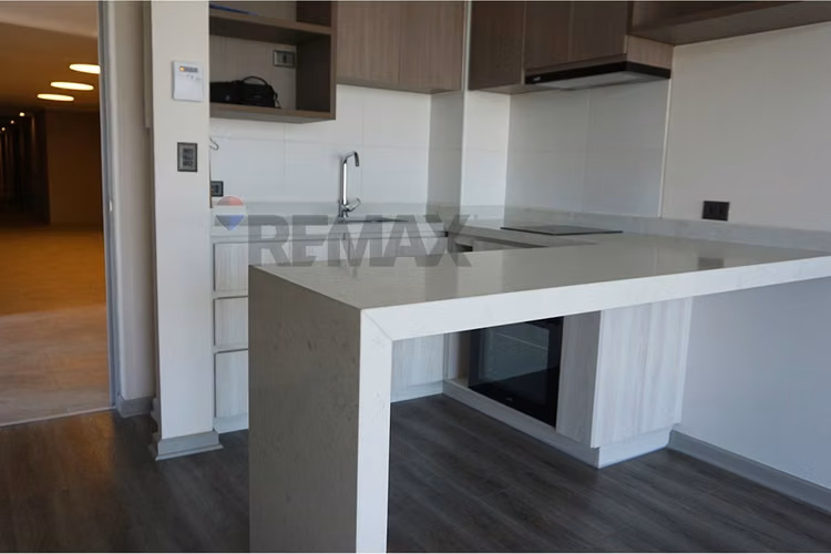 Arriendo depto. a 2 cuadras metro valdovinos