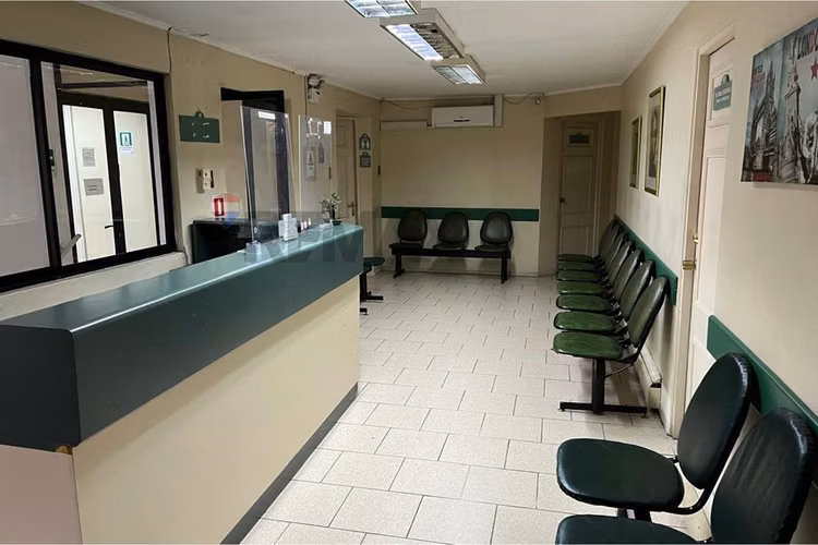 Se arrienda piso 2 clinica intermedica talca
