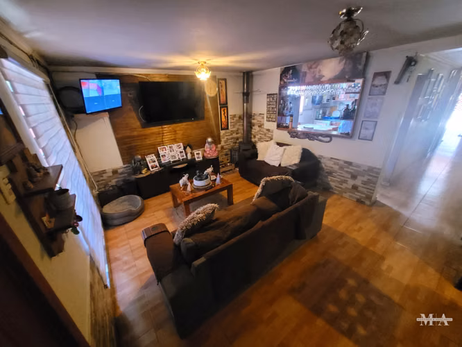 VENTA CASA CON GALPÓN COMERCIAL – LA GRANJA