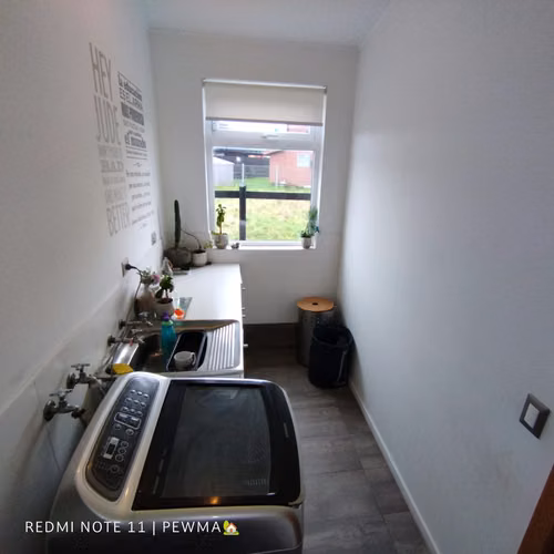 VENTA HERMOSA CASA EN LOTEO CENTENARIO - Imagen 10
