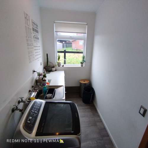 VENTA BELLA CASA EN EXCLUSIVO LOTEO CENTENARIO - Imagen 10